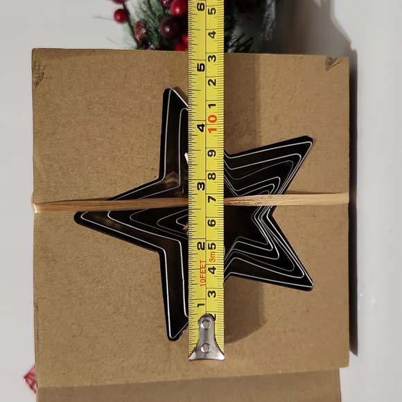 Santa Barbara Design Studio 6pc Stacked Star Cookie Christmas Tree Cutter Set - Picture 7 of 7